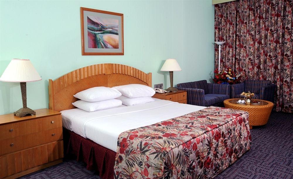 Makarem Annakheel & Hotel 4*