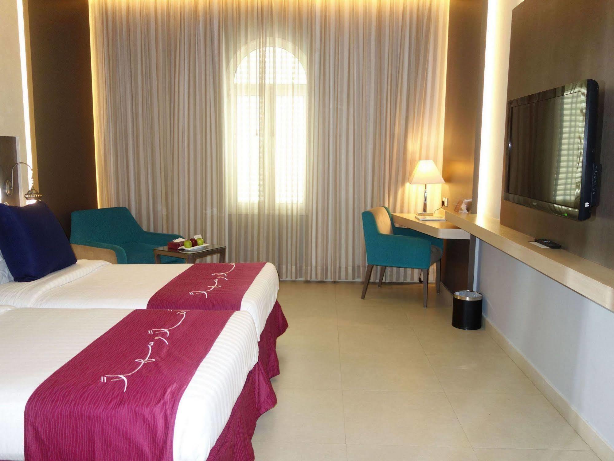 Hotel Makarem Annakheel &
