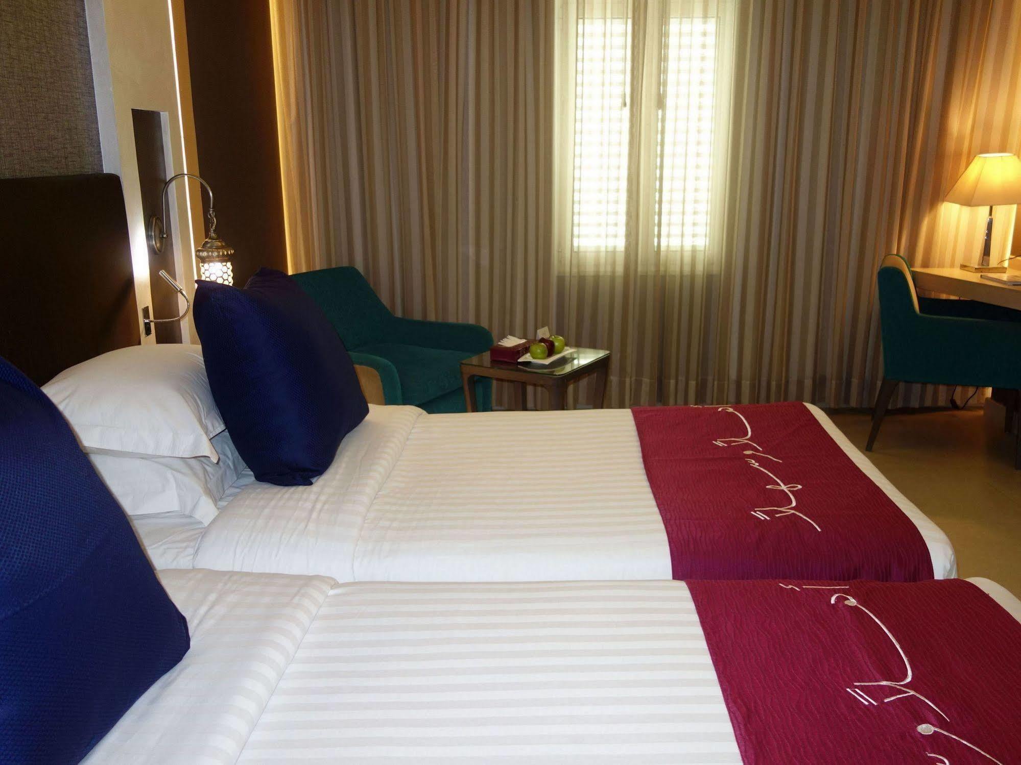 Hotel Makarem Annakheel & 4*