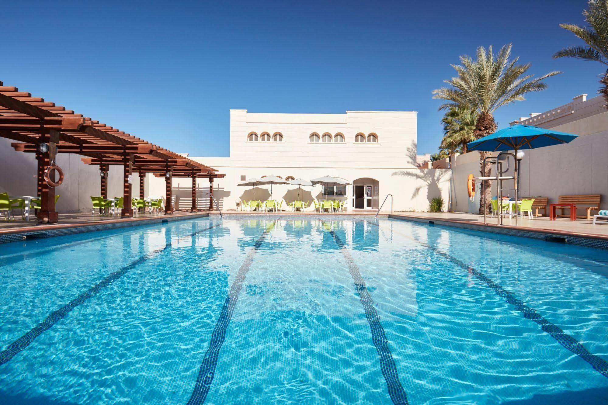 Makarem Annakheel & Hotel