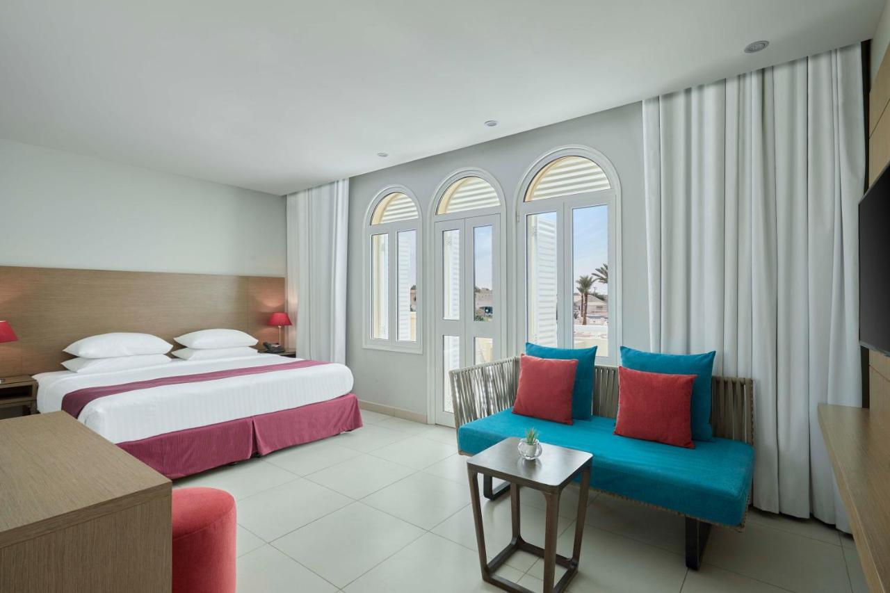 Makarem Annakheel & 4*